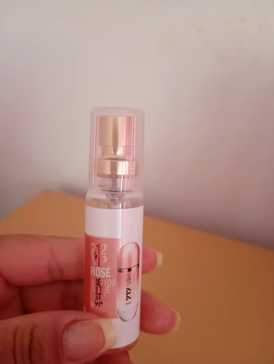 212 Vip Rosé Original (decant 10 ml)